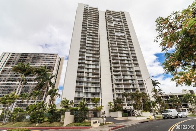 Building Photo - RARELY AVAILABLE PEARL TWO CONDO IN AIEA 1...