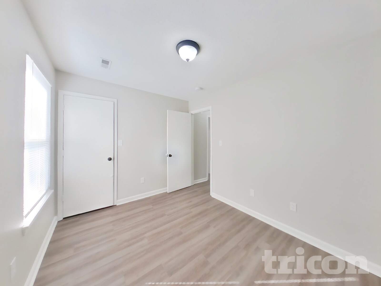 Building Photo - 1619 Prairieview Ln