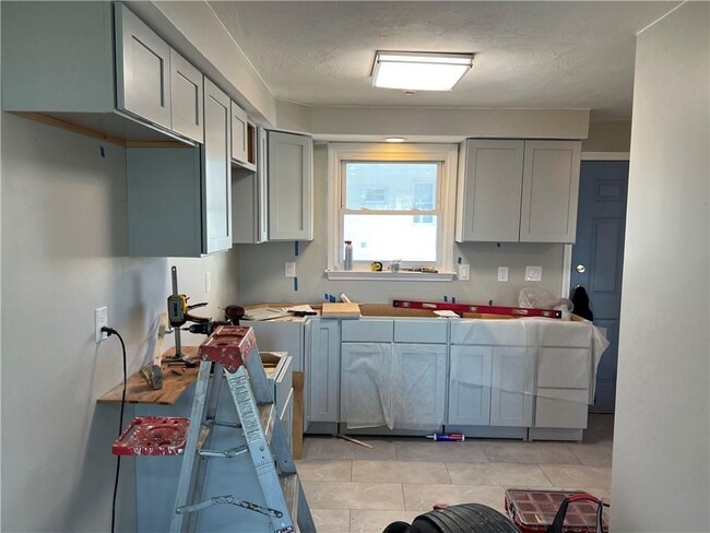 Building Photo - 42 Clark Ave