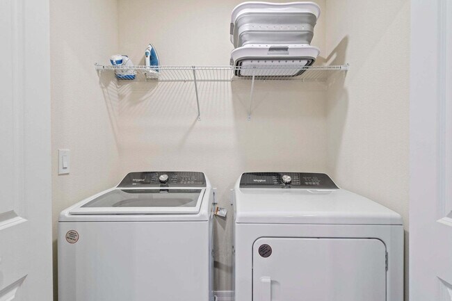 Building Photo - 1263 Blue Paradise Wy