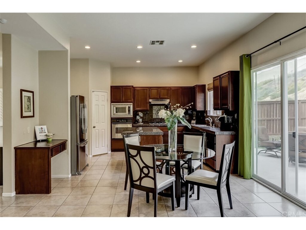 Building Photo - 26426 Mare Ln