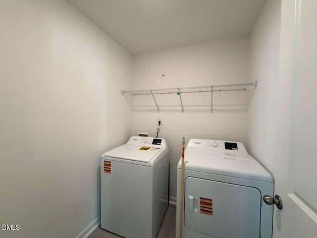 Building Photo - 1930 Hinesley Dr