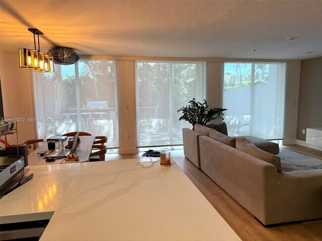 Building Photo - 6420 NW 109th Ave