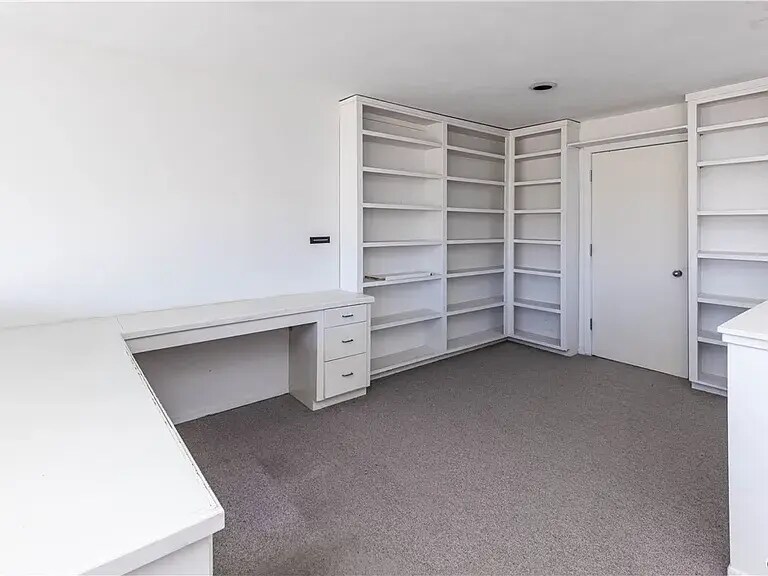 Building Photo - 7520 Spectrum Way