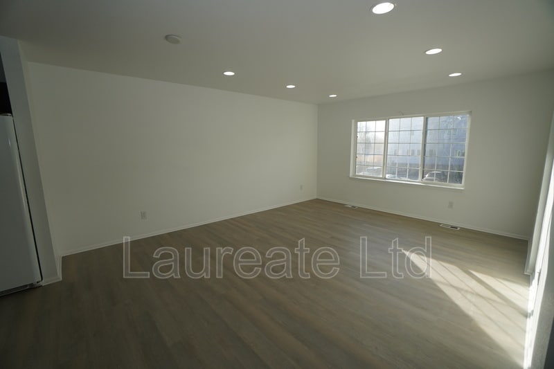Building Photo - 2997 W Yale Ave