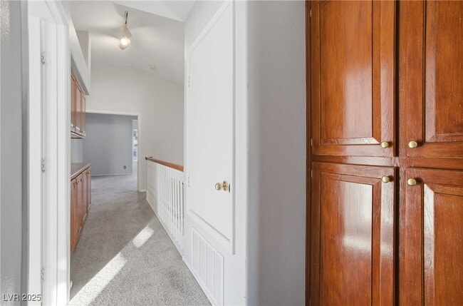 Building Photo - 2001 Madagascar Ln