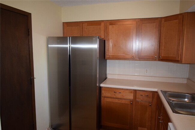 Building Photo - 3626 Blecha Rd