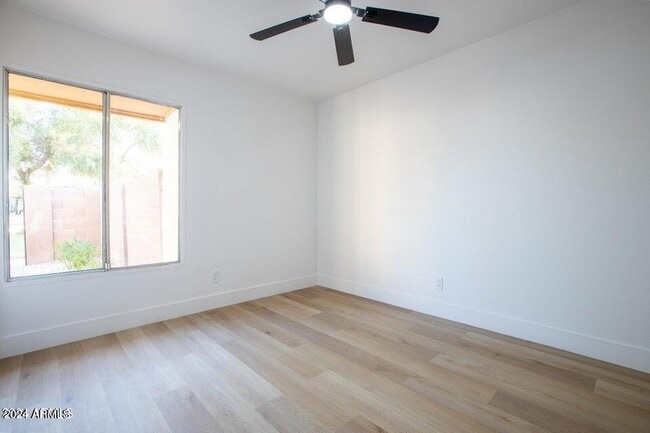 Building Photo - 2130 W Camino St