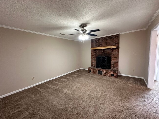 Building Photo - Exclusively Offered By Muse Realty Rentals...