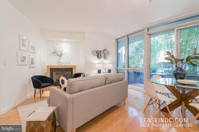 Building Photo - 1300 13th St NW