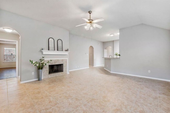 Building Photo - 21711 Debray Dr