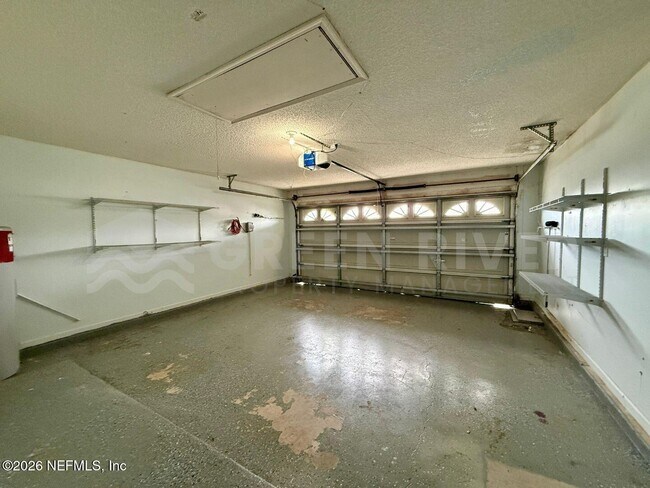 Building Photo - 2927 Waters View Cir