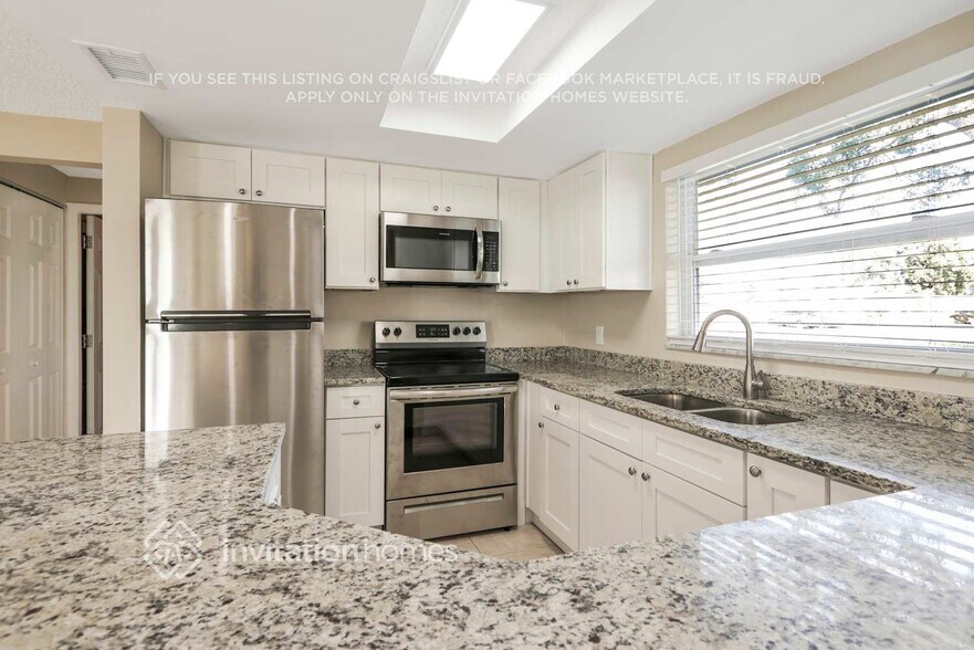 Building Photo - 1190 Chelsea Ln