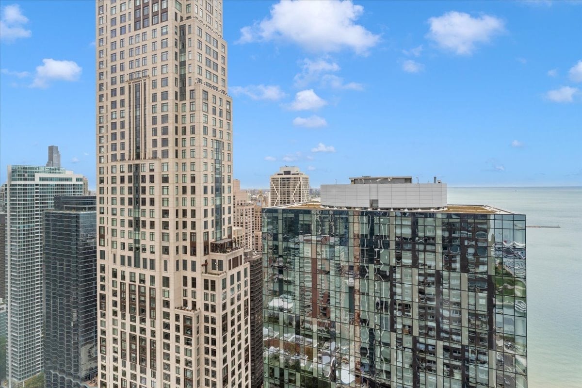 Building Photo - 474 N Lake Shore Dr