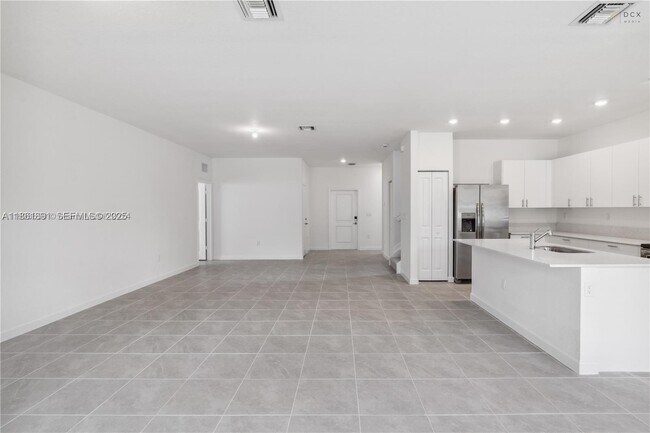 Building Photo - 14808 SW 163rd Terrace