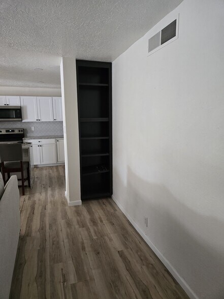 Building Photo - 2717 Los Tretos St NW