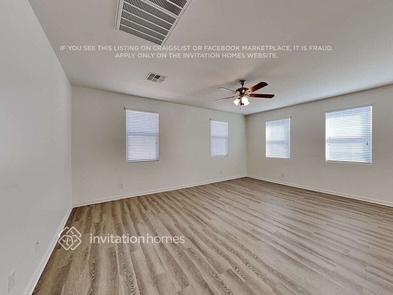 Building Photo - 4160 E Tulsa St