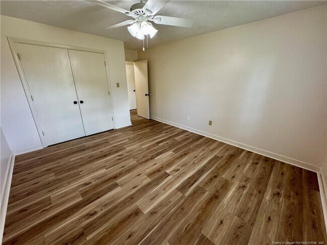 Building Photo - 2601 N Roberts Ave