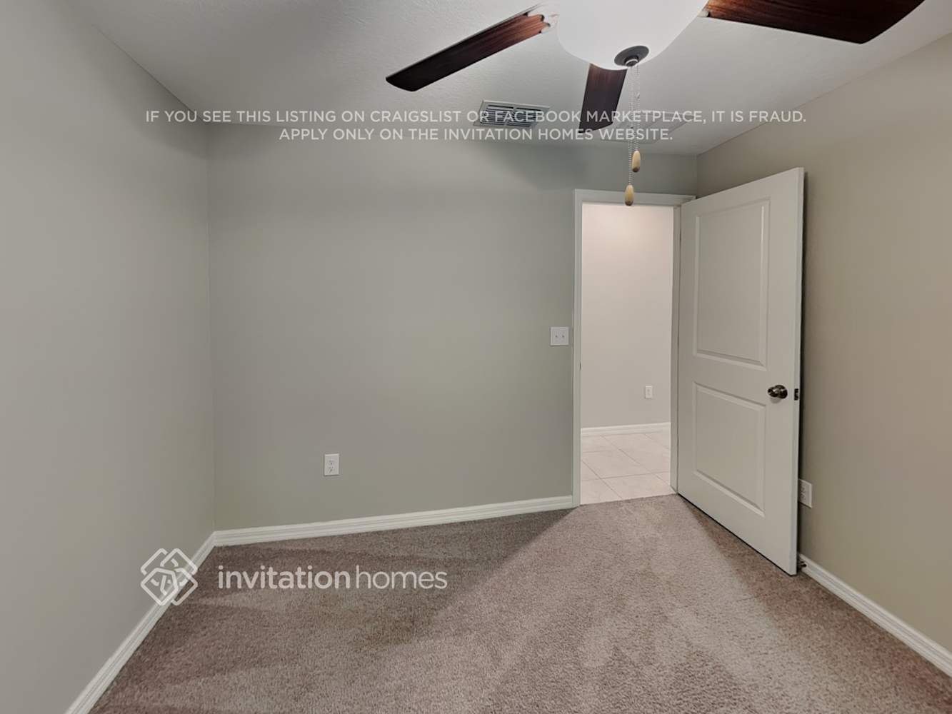 Building Photo - 1533 Blue Rose Dr