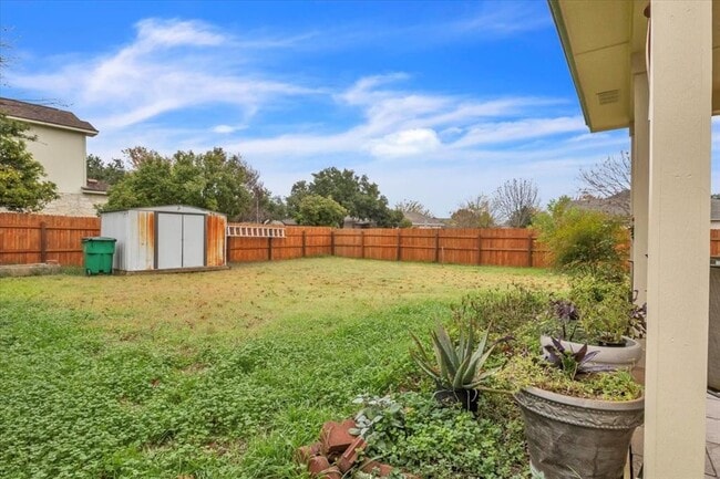 Building Photo - 1700 W Pflugerville Pkwy