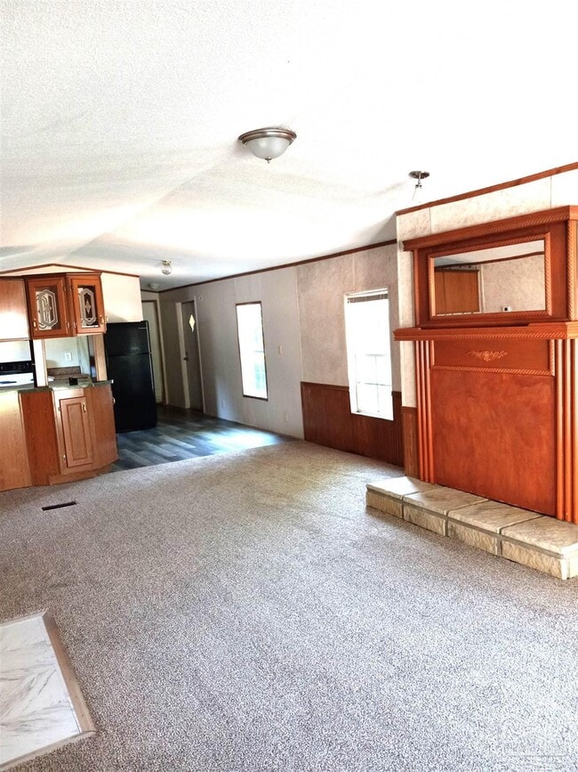 Building Photo - 5800 Lillian Hwy