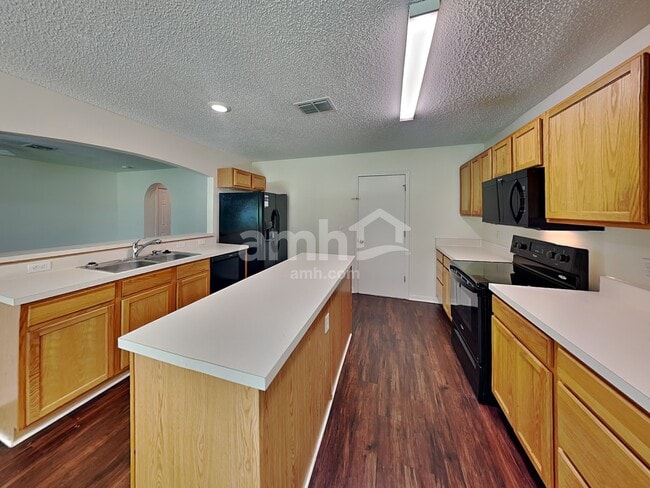 Building Photo - 3428 Alec Dr