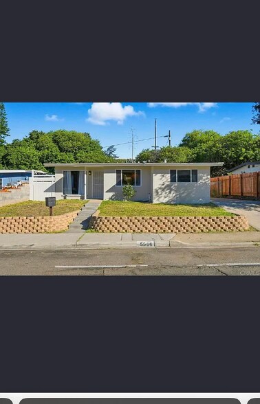 Building Photo - 5566 Streamview Dr