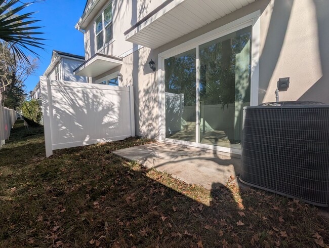 Building Photo - BRAND NEW 3 Bedroom, 2.5 Bath Townhome with Upgrades located on the Westside - CLOSE TO NAS JAX, ...