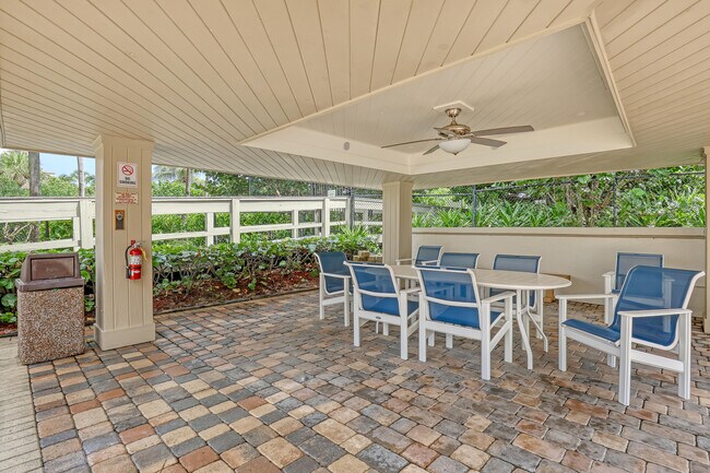 Building Photo - 3400 N Ocean Dr