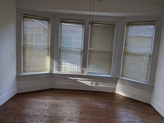 Building Photo - 214 N Clinton Ave