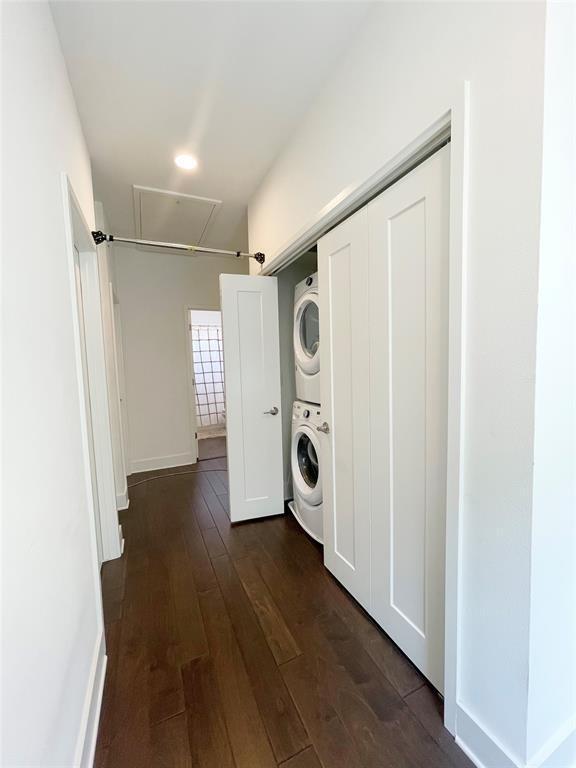 Building Photo - 2101 Montopolis Dr