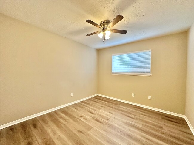 Building Photo - 1514 Park Meadow Dr