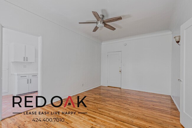 Building Photo - 660 Cochran Ave