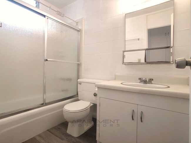 Building Photo - 412 N Kuakini St
