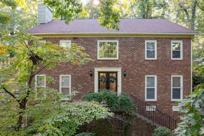 Primary Photo - 2339 Milstead Cir NE