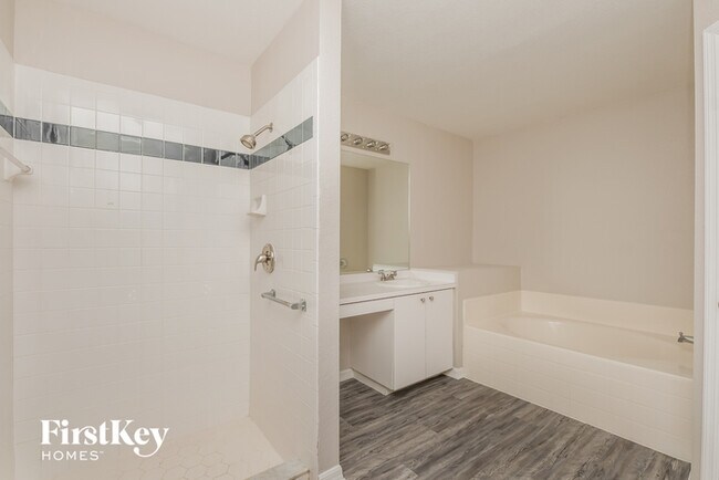 Building Photo - 2920 Tusket Ave