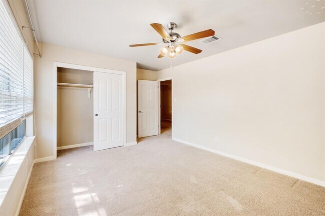 Building Photo - 30103 Wingfoot Cove