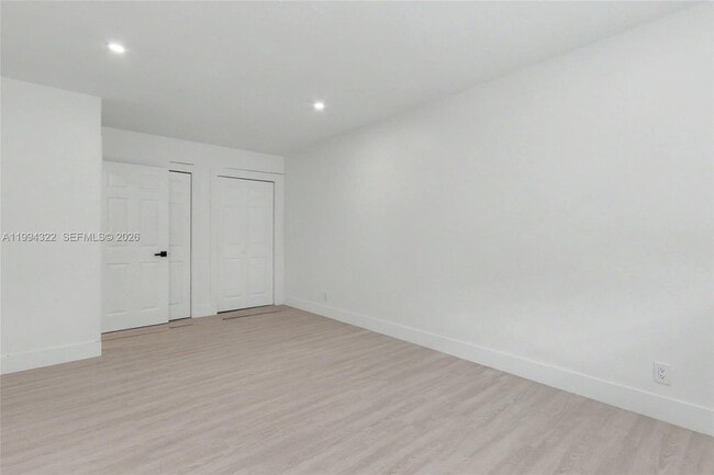 Building Photo - 55 SW 13th St