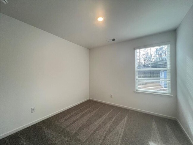 Building Photo - 273 Blue Dragon Dr