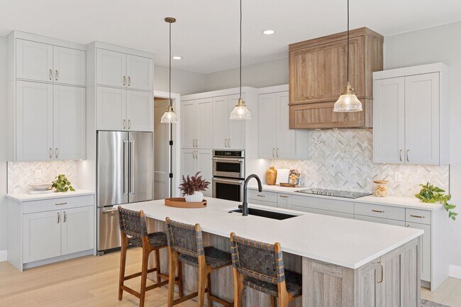 Building Photo - New Berthoud Home in Harvest Ridge | $500 Deposit with Approved Credit!