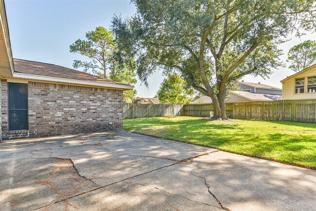 Building Photo - 4703 Ironwood Dr