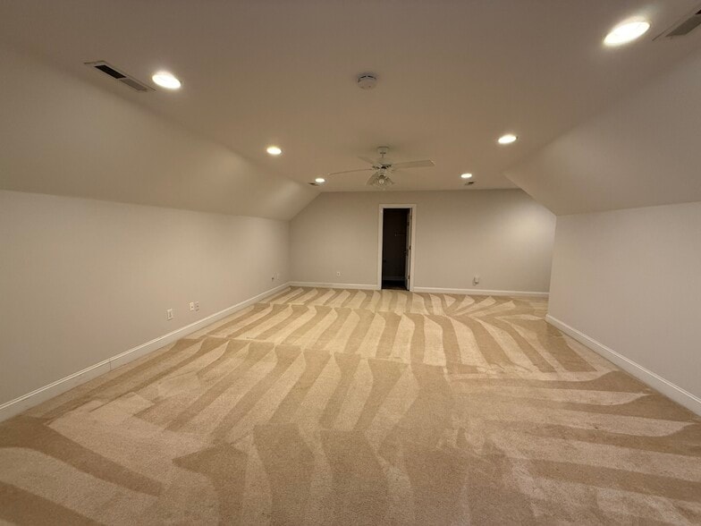 Building Photo - 2208 Anchoridge Ave
