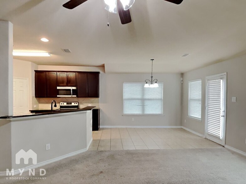 Building Photo - 1417 Castle Creek Dr