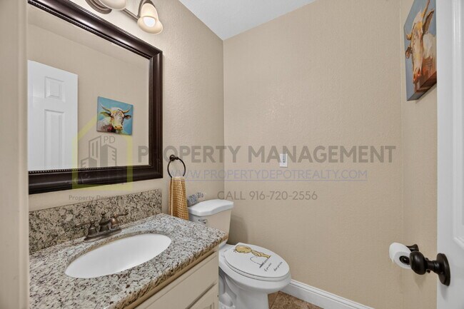 Building Photo - Spacious 4-Bedroom Retreat with 2.5 Baths