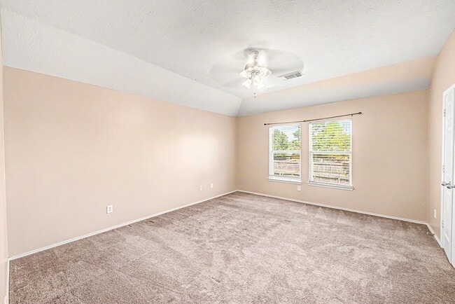 Building Photo - 18114 Sorrell Oaks Ln