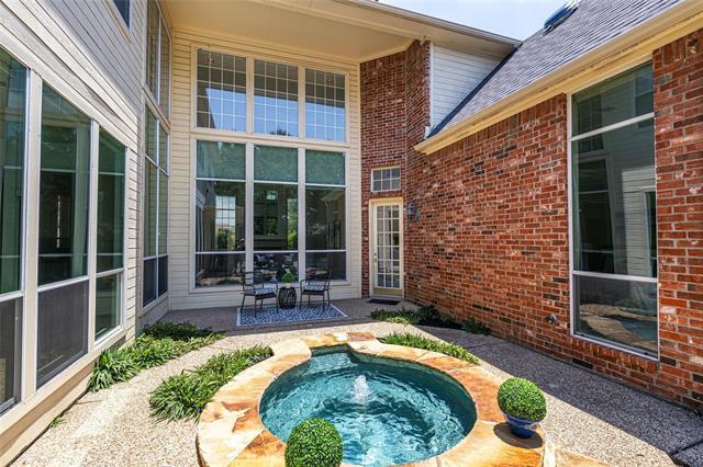 Building Photo - 17431 Woods Edge Dr