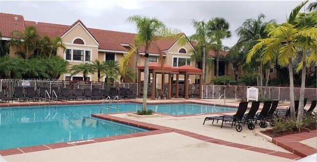 Building Photo - 10581 SW 155th Ct