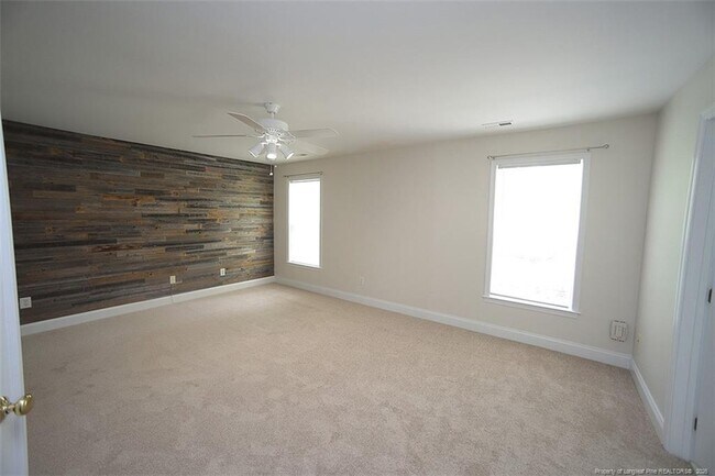 Building Photo - 9506 Dellbrook Ct
