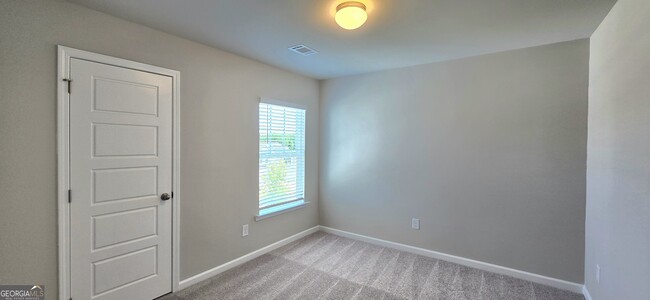 Building Photo - 89 Sepia Oak Dr