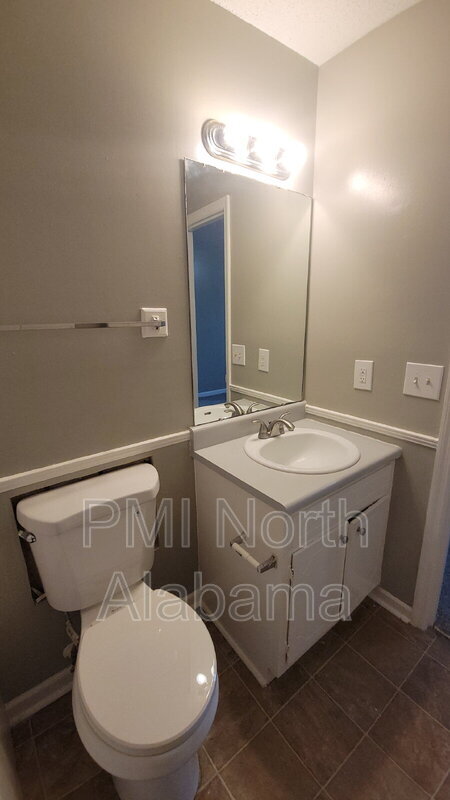 Building Photo - 1506 Ascent Trail NW